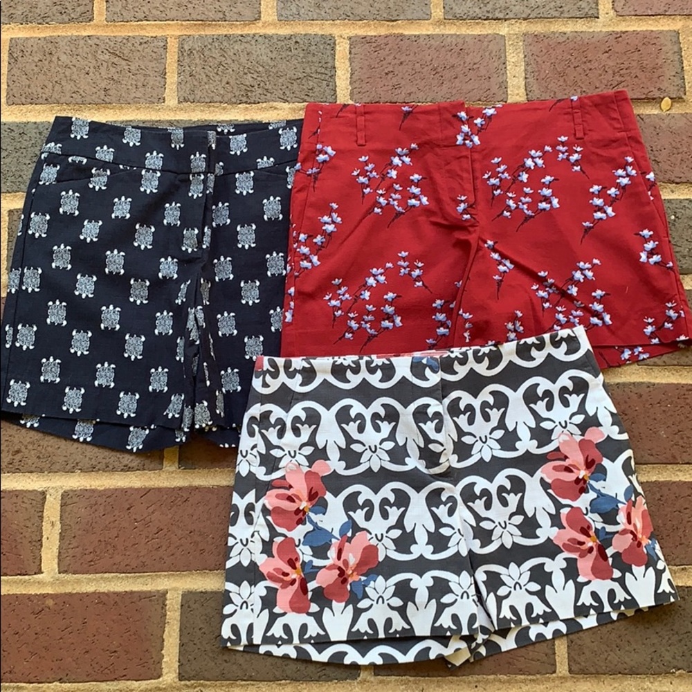 EUC 3 Loft shorts sz 0